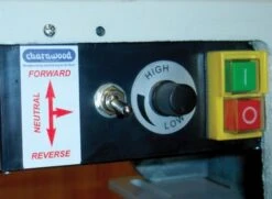 Charnwood 1420V Heavy Duty Bench Lathe | Poolewood 17 Charnwood 1420V Heavy Duty Bench Lathe | Poolewood -Home Tools Store 1420v control box front 1527074779