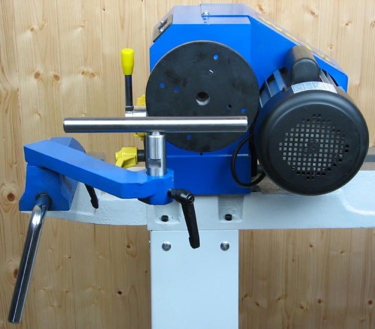 Charnwood W813 Floorstanding Woodturning Lathe | Poolewood 7 Charnwood W813 Floorstanding Woodturning Lathe | Poolewood - Image 5