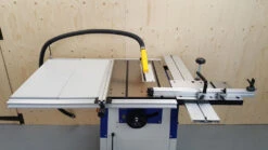 Charnwood W629 With Wheelbase - W629P1 | Poolewood Machinery -Home Tools Store w629 sliding carriage on rh side